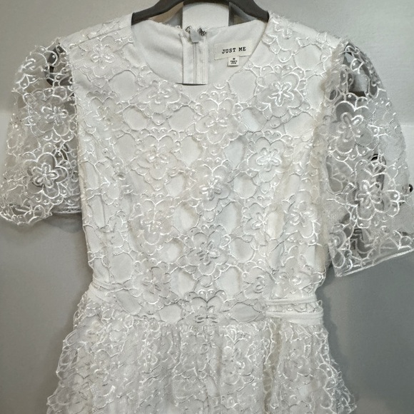 White Floral Embroidered Midi Dress, size M. NWT - Picture 4 of 7